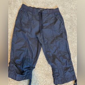 NWOT Calvin Klein Performance Navy Cargo Capris